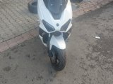 4250 km piagio motorlu 250 CC scooter